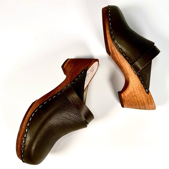 Maguba of Sweden Berkeley Olive Leather Clogs Size 37 US 7 - Picture 8 of 10